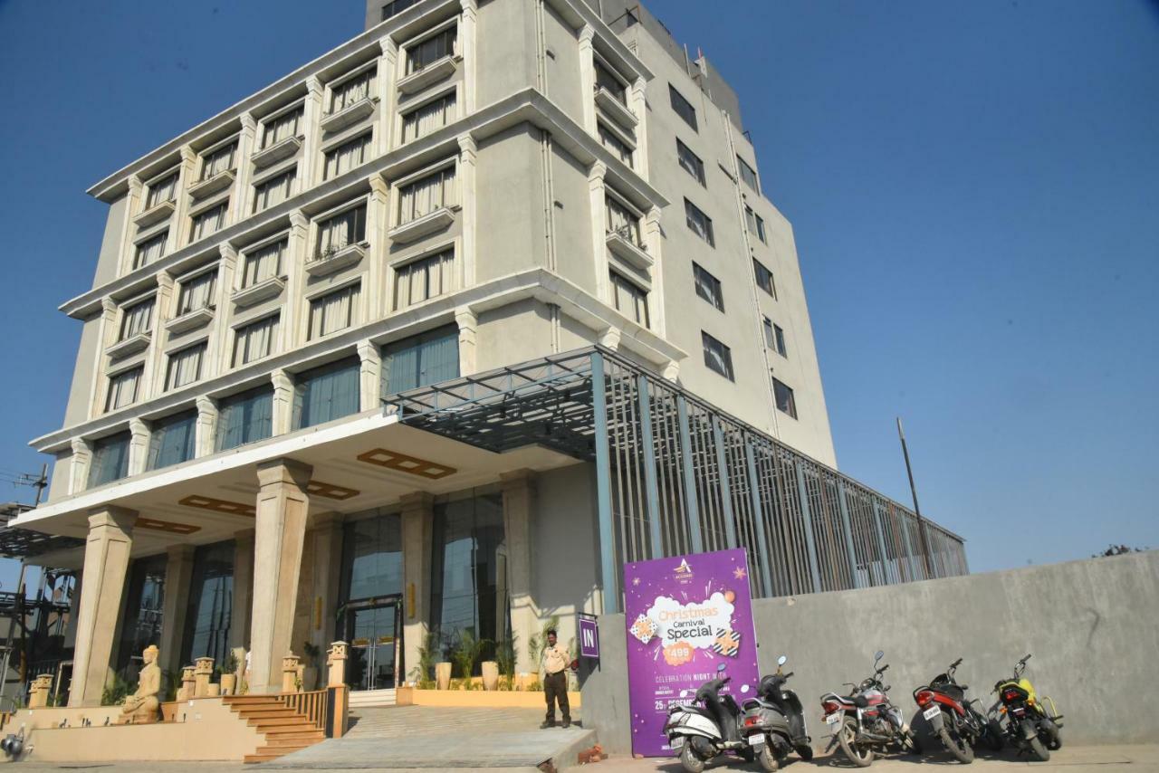 Hotel Accord Premier Raigarh Bagian luar foto