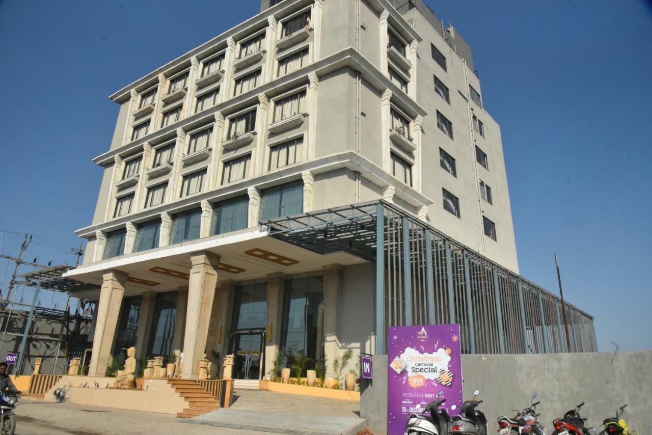Hotel Accord Premier Raigarh Bagian luar foto
