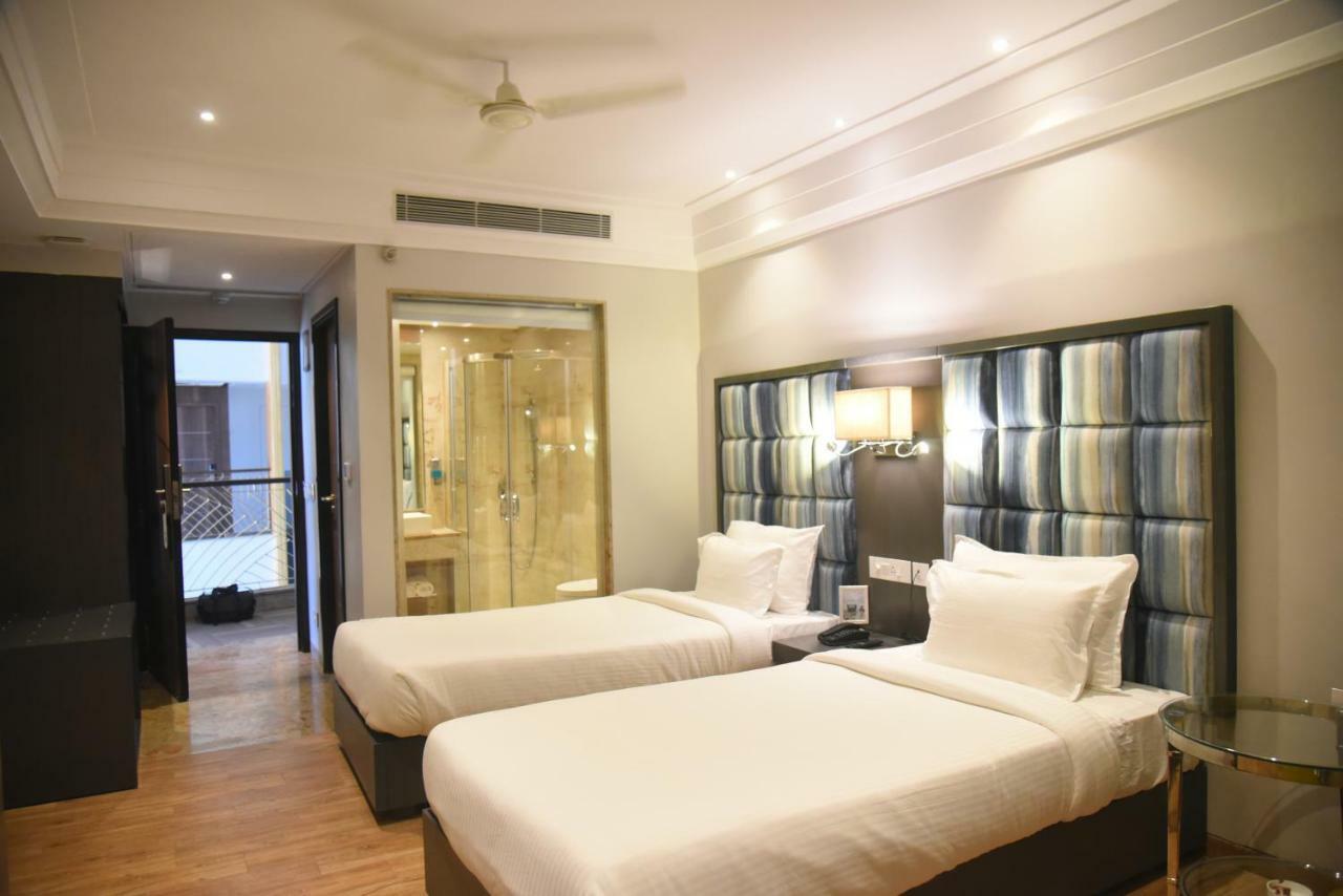 Hotel Accord Premier Raigarh Bagian luar foto