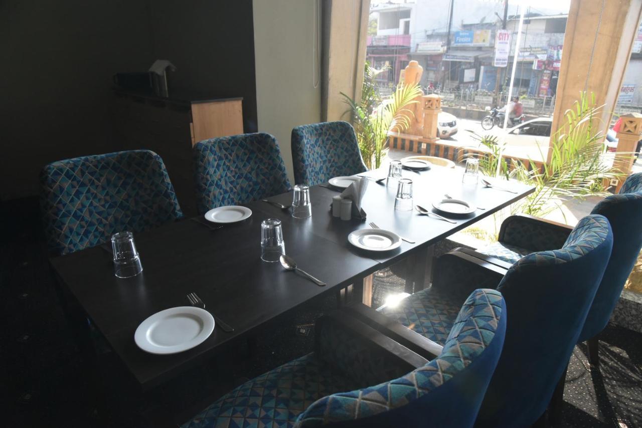 Hotel Accord Premier Raigarh Bagian luar foto